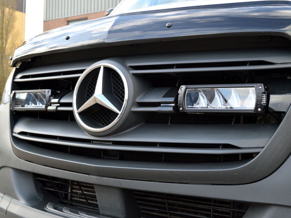 Mercedes Sprinter (2019+) grille kit – Espace Rack